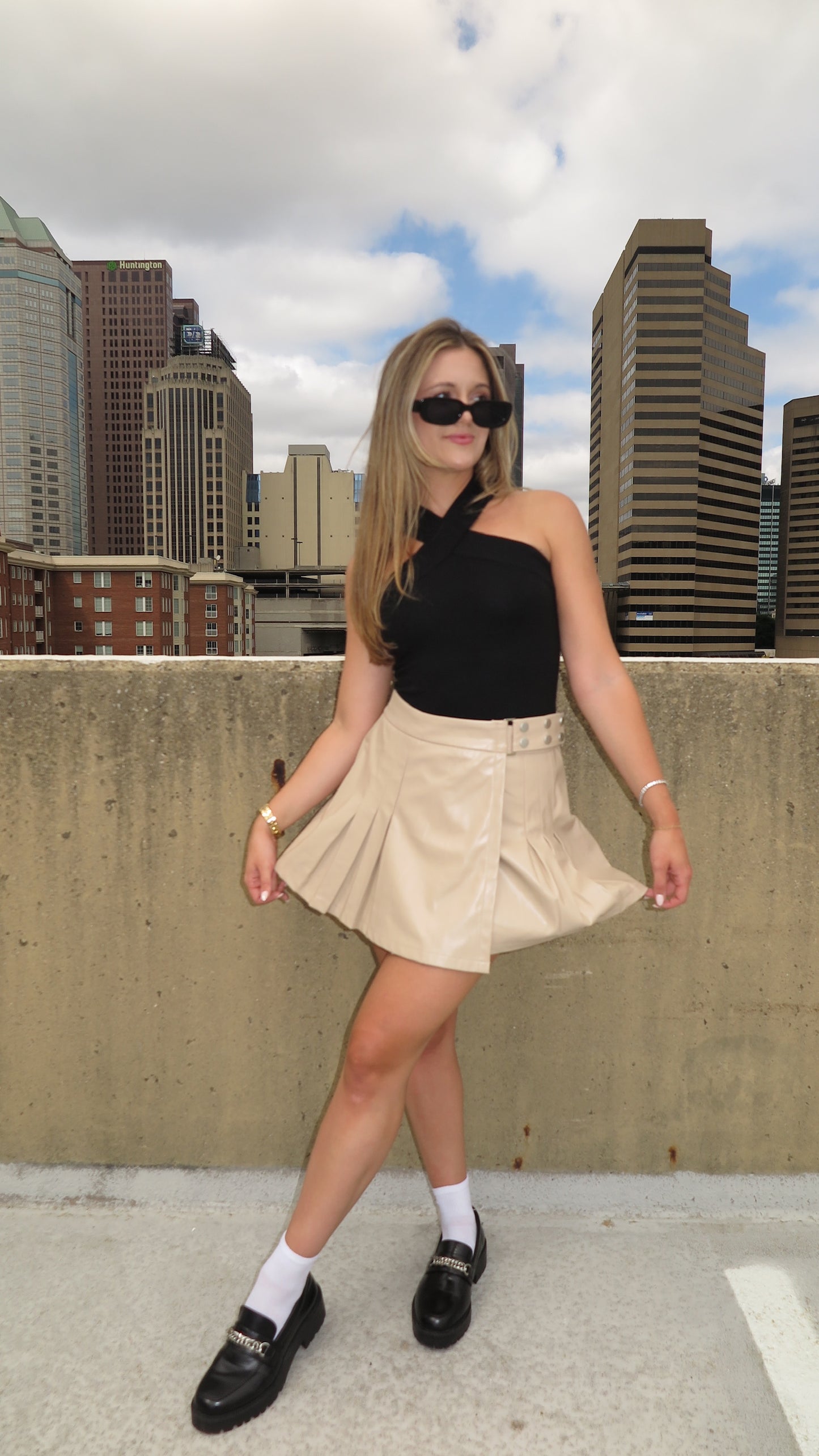 Serena Vegan Leather Pleated Skirt (Taupe)