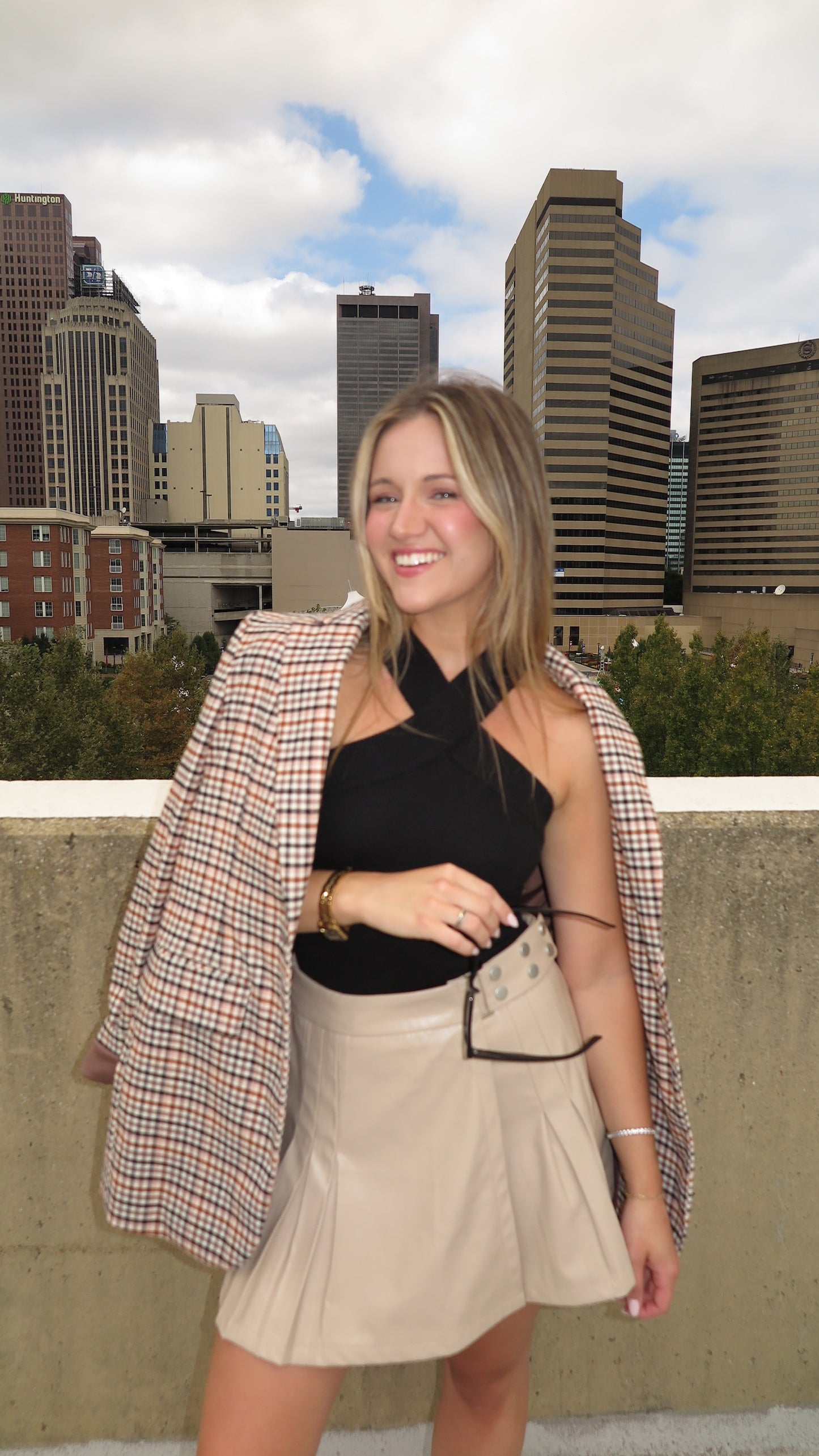 Serena Vegan Leather Pleated Skirt (Taupe)