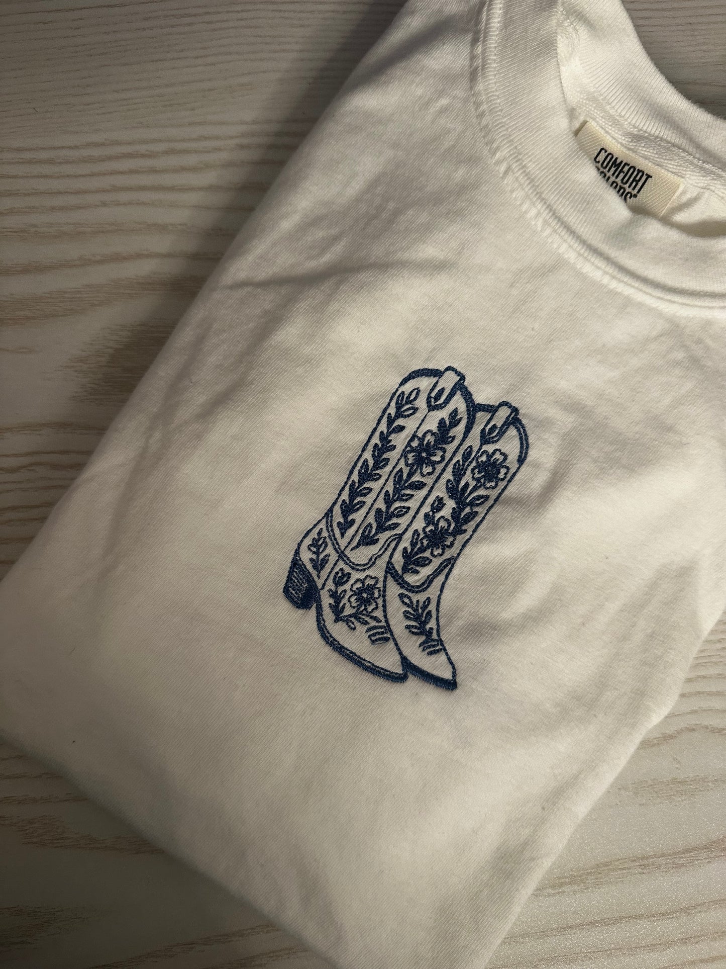 Long Live Cowgirls Tee